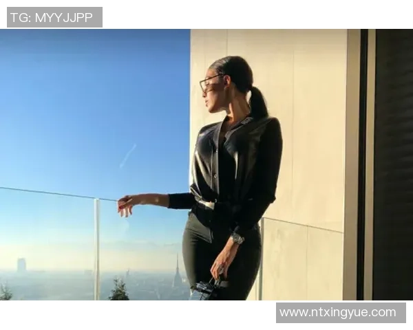 法国足球球星瓦纳内妻子勇敢抗癌生活照曝光 引发网友热议与关注