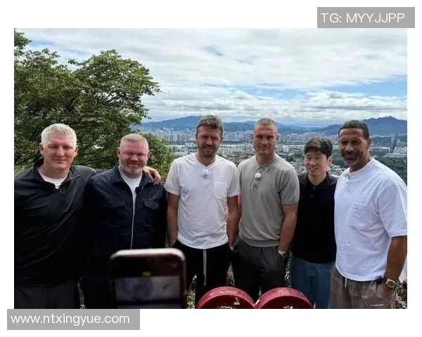 老一代足球球星重聚友谊赛 经典对决再现绿茵传奇荣耀